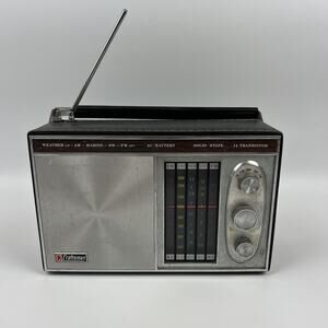 Vintage Craftsman 5 Band Solid State Radio Model 1969-P Leather Body AC/Battery